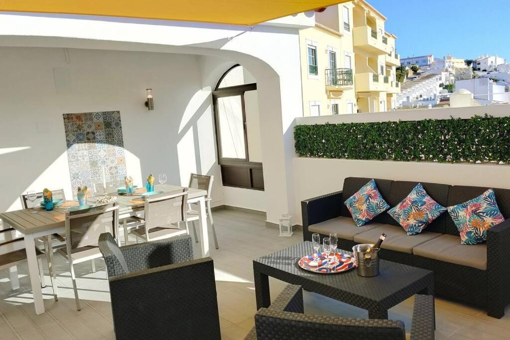Rooftop Estreladomar Newopening- 150M To The Beach كارفويرو المظهر الخارجي الصورة